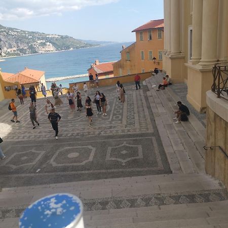 Vieille Ville De Menton Extérieur photo