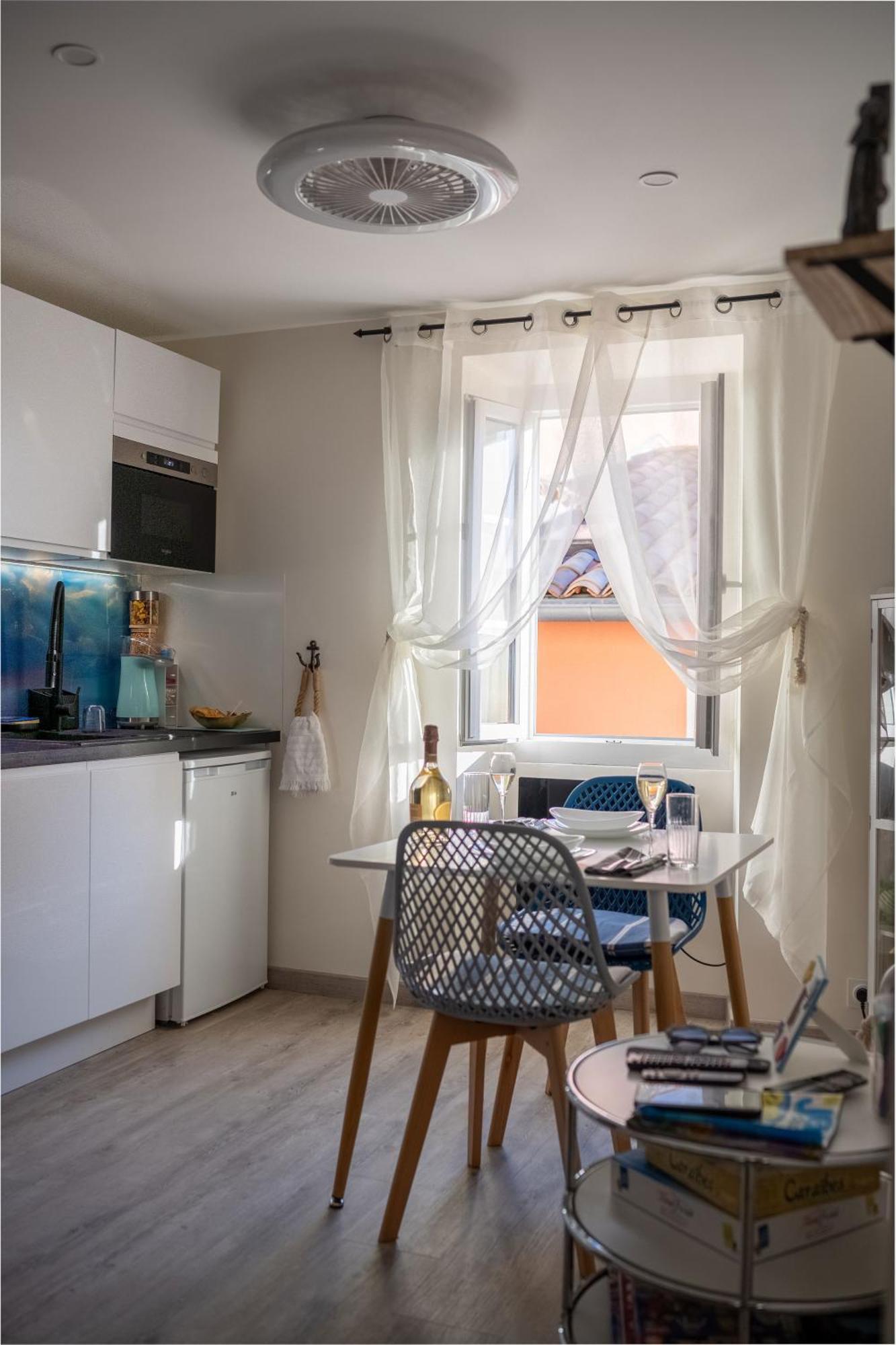 Vieille Ville De Menton Extérieur photo